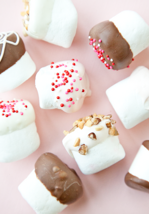 Boxwood Clippings Post: Chocolate Covered Strawberries