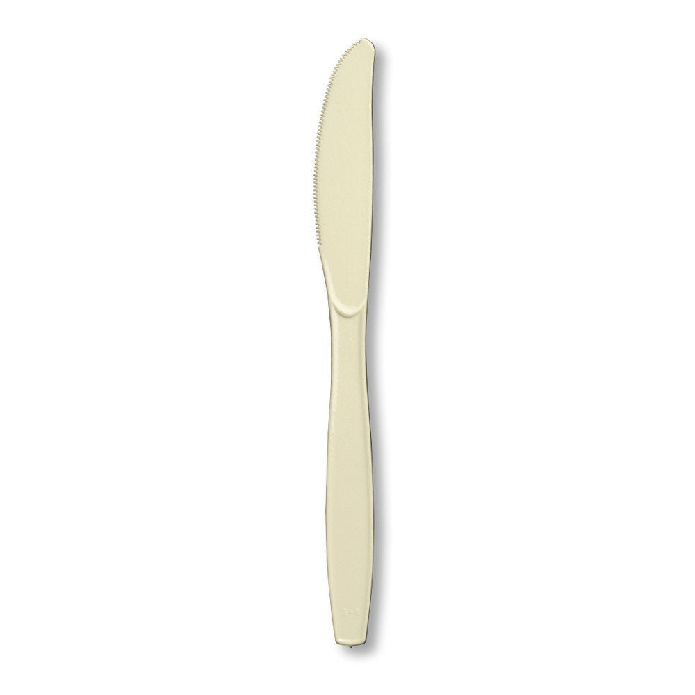 Solid Color Plastic Knives
