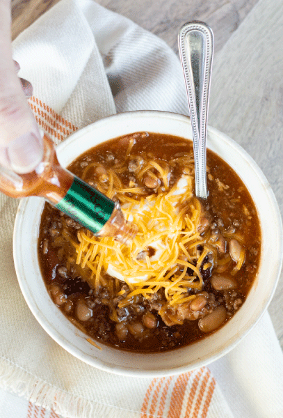 Cowboy Lunch - Dutch Oven Baked Beans