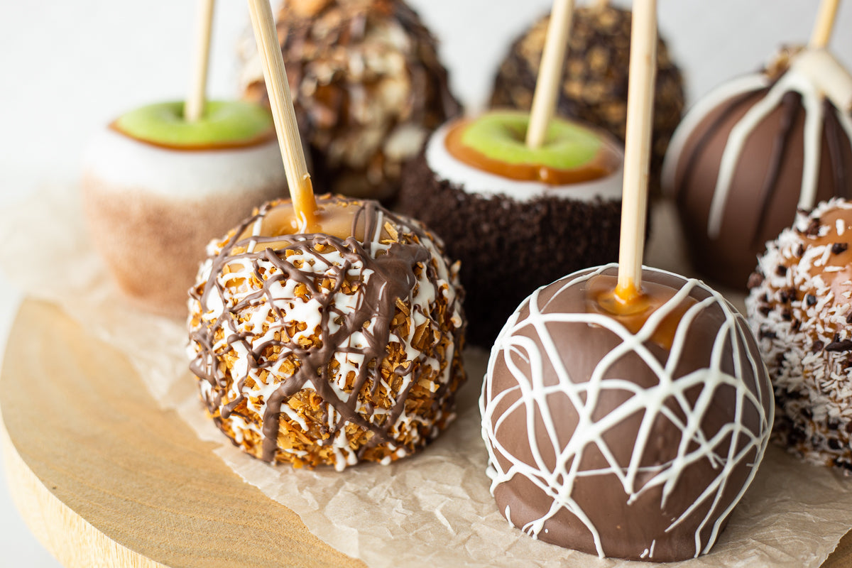 plate of assorted caramel apples