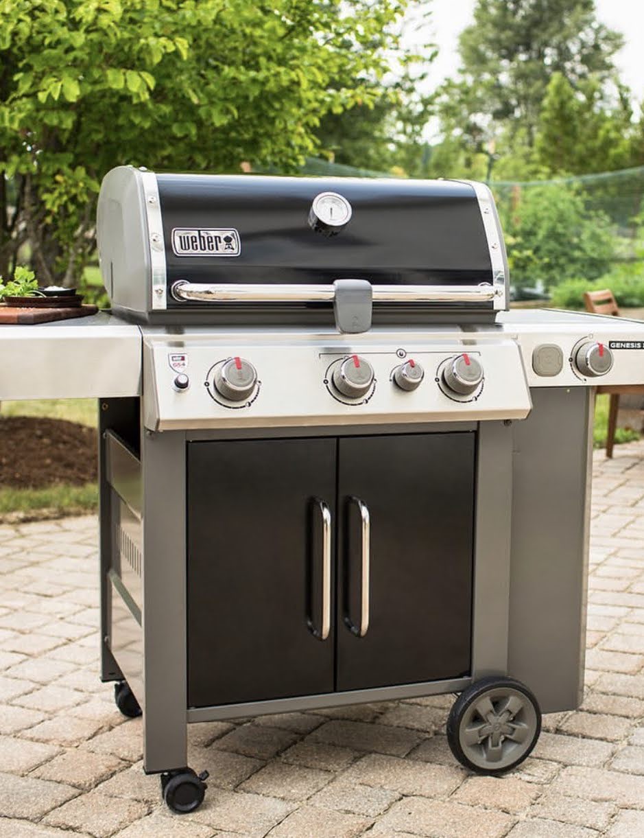 Grilling 101: Cleaning a Gas Grill