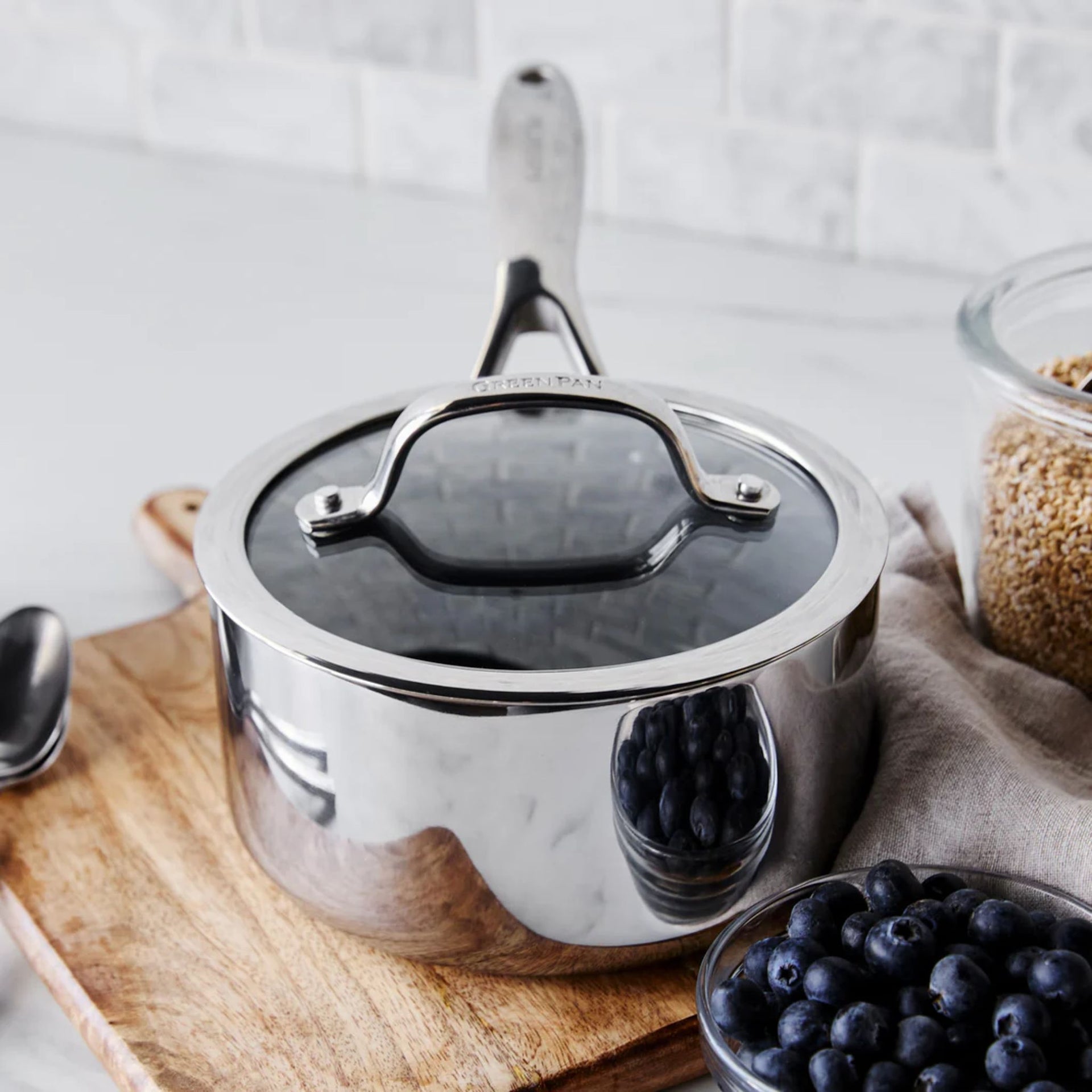 Sauce Pan W/Lid 1.6qt Valencia Pro Stainless