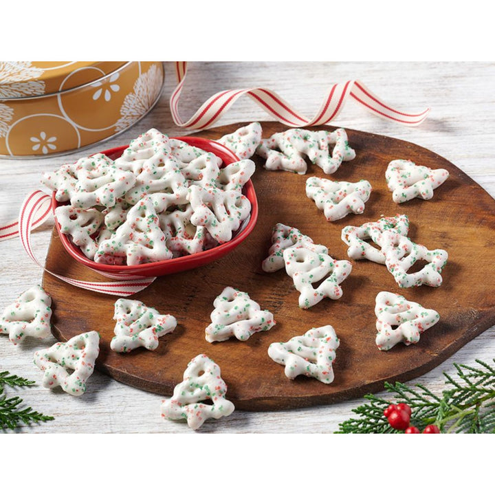 Pretzels Christmas Tree 28 Lbs