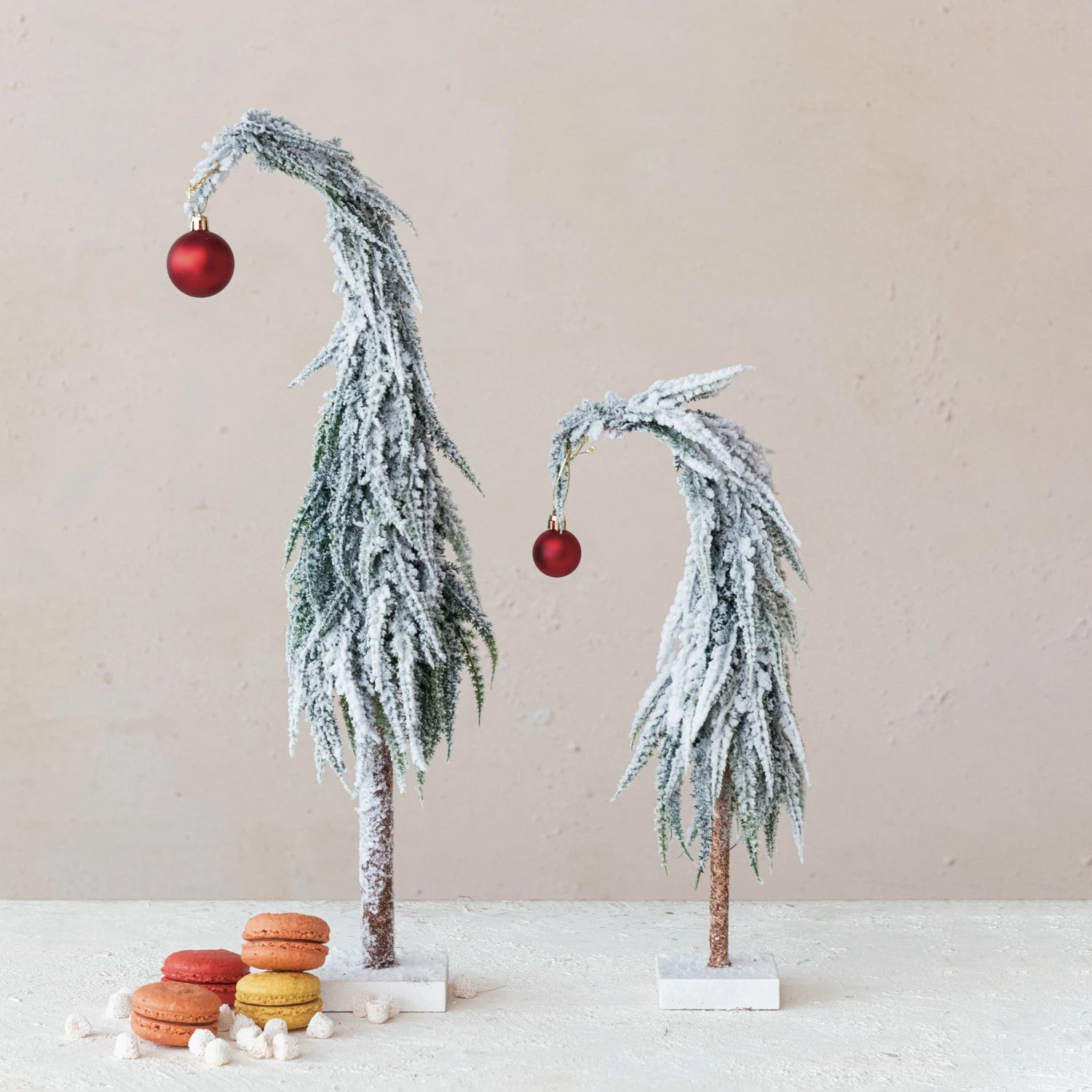 Faux Evergreen Tree w/ Red Ball Ornament & MDF Base Snow Finish(dis)